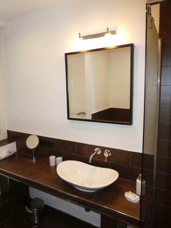 Ferienwohnung Janus Altstadt-Hameln Haus 2 Inklusive Parkplatz - Mit Und Ohne Terrasse Oder Loggia Хамелн Екстериор снимка