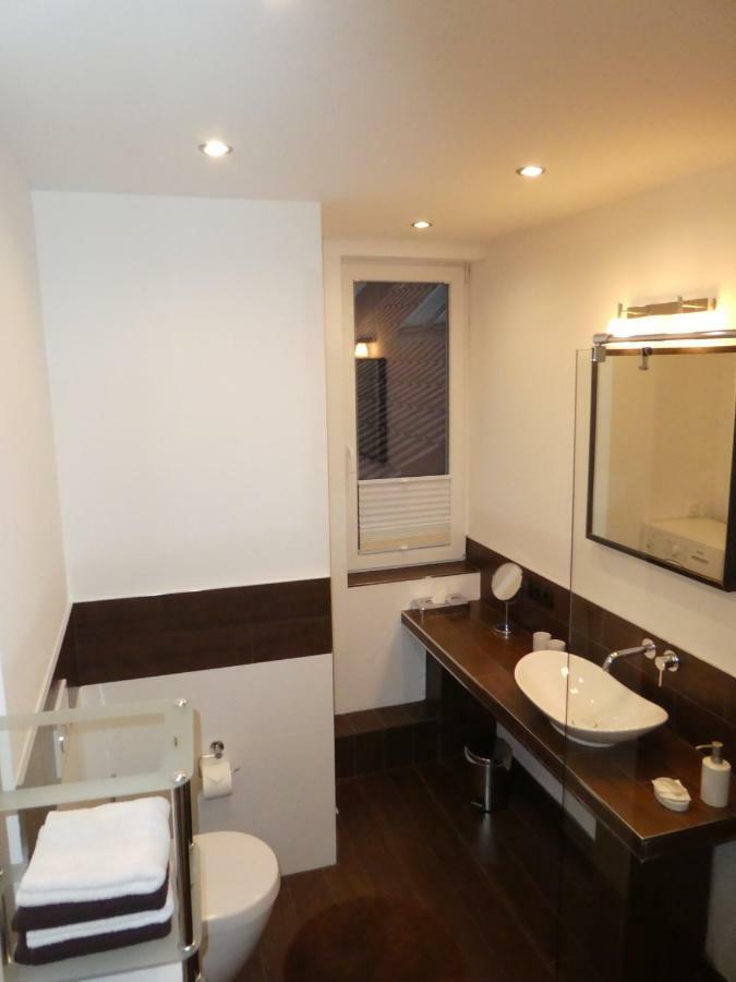 Ferienwohnung Janus Altstadt-Hameln Haus 2 Inklusive Parkplatz - Mit Und Ohne Terrasse Oder Loggia Хамелн Екстериор снимка